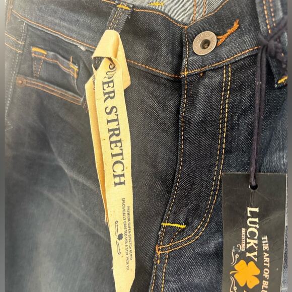 Lucky Brand- "Sofia Boot" Jeans Medium Huston Wash Slight
Distressing- Size 6/28 - Picture 10 of 13